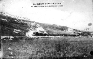 Les éperons de la colline de Lorette. Carte postale envoyée par un soldat d'Oloron à sa famille