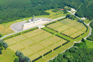 necropole_de_douaumont_03_zoom